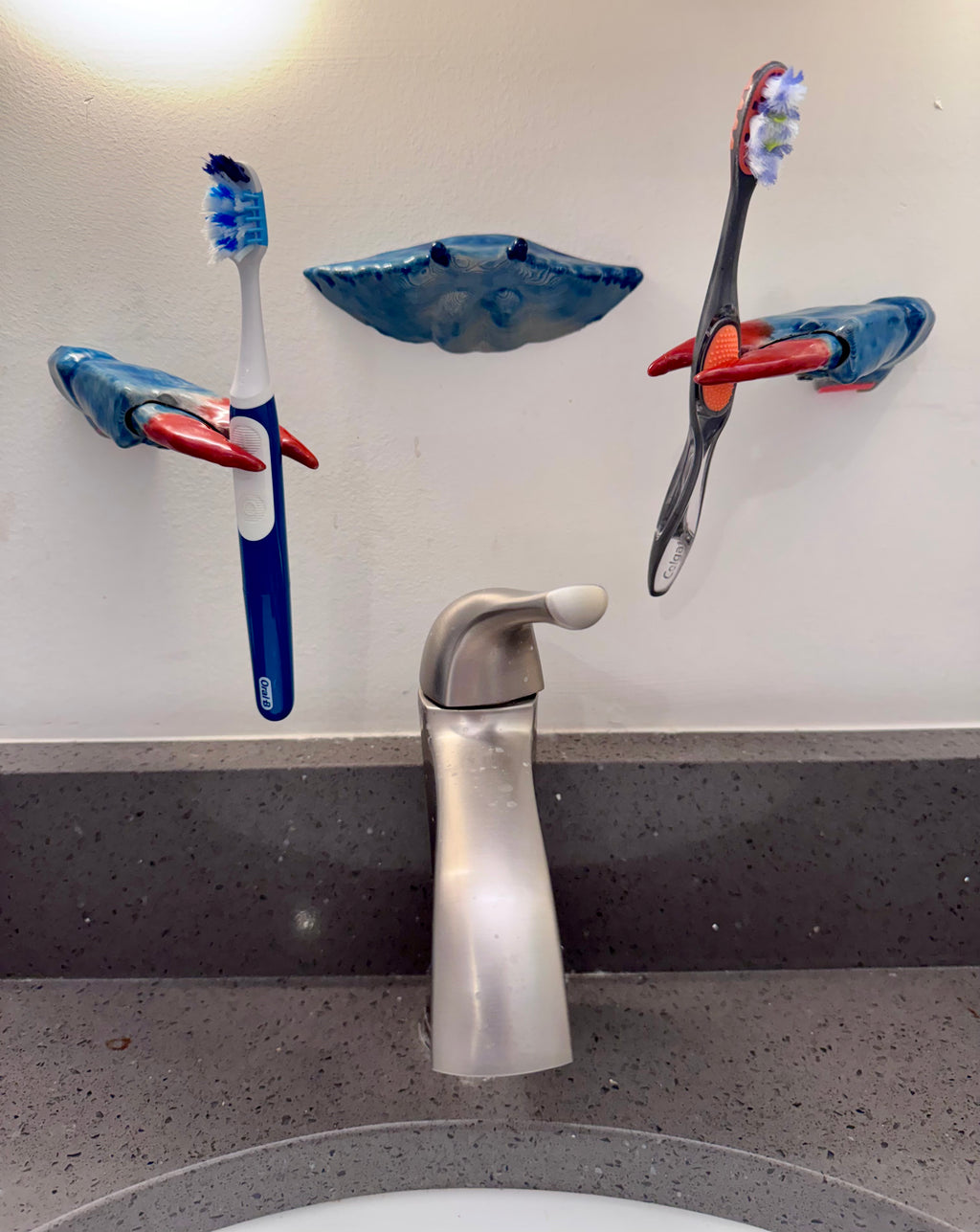 Blue crab toothbrush holder