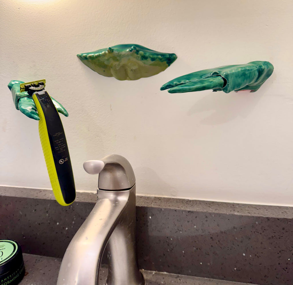 Green crab toothbrush holder